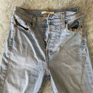 Levi’s Wedgie Jeans